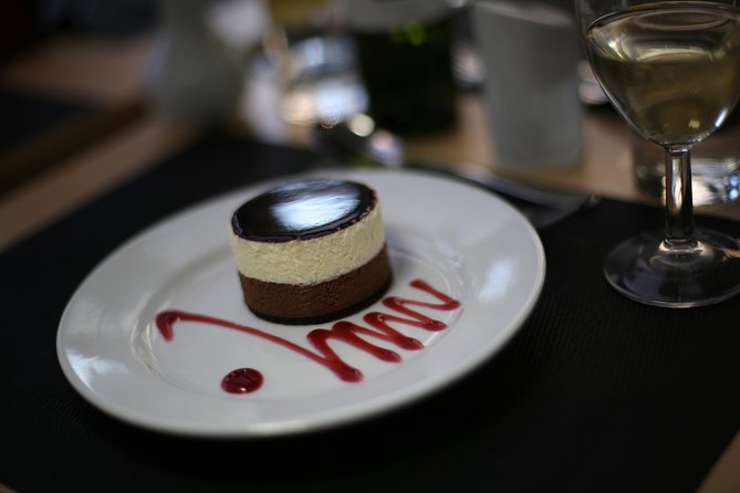 Dinner and Jazz Cruise on the River Thames - The 3-course dinner and jazz entertainment: when value lands (or misses)
