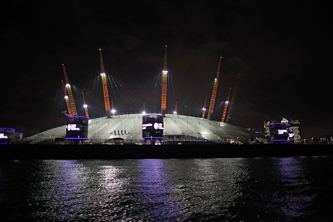 Dinner and Jazz Cruise on the River Thames - Seating, space, and how to choose your spot wisely