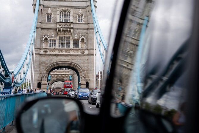Discover London in a Panoramic Black Cab - Shakespeare’s Globe to St. Paul’s Cathedral, where the angles get good
