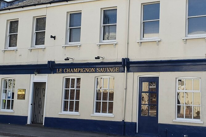 Discovering Cheltenham: A Self-Guided Audio Tour - FAQ