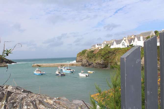 Doc Martin Tour in Port Isaac, Cornwall - Meeting at Harbour Treats and getting oriented fast
