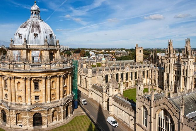 Downton Abbey & Highclere Castle Tour from London, with Oxford - Bampton village and St Mary’s Church: the Downton Abbey vibe