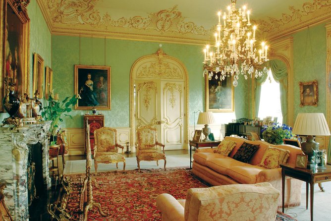 Downton Abbey & Highclere Castle Tour from London, with Oxford - Highclere Castle: state rooms, grounds, and the main show energy