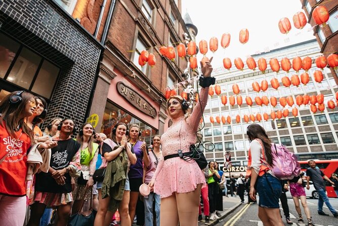 Drag Queen Disco Diva Tour - Silent Disco Walking Tour - The headset advantage: why the sound quality is the real luxury