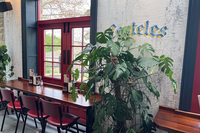 Durham Food Tour - The Main Event: Independent Durham Restaurants and Drinks Included