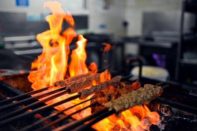 East London Indian Food Tour with 8+ Authentic Food Tastings - Drinks and Paan: The Finishing Touches Before Dessert