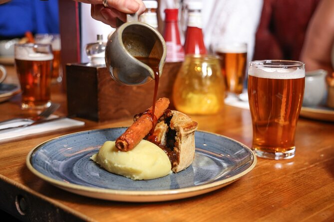 Eating London: The Heart of 'The City' Food Tour - Ye Olde Watling: an old-road pub with St Paul’s builder lore