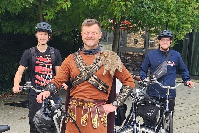 eBike Tour in York City - Walmgate Bar to Clifford’s Tower: York’s Defenses and Power