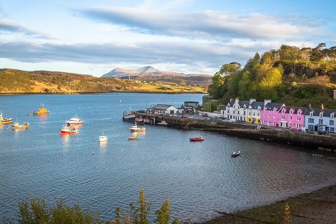 Edinburgh, Loch Ness, The Highlands from London - 3 Day Rail Tour - Inverness, Cairngorms, Ben Nevis, and Glencoe: what you get from a day that’s mostly “from the road”