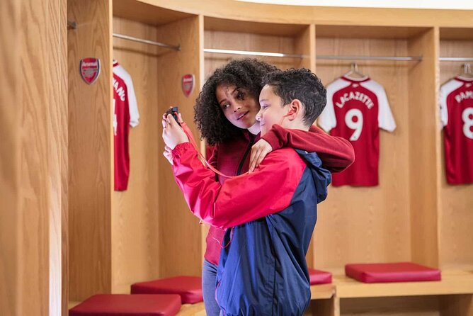 Emirates Stadium and Arsenal Museum Entrance Ticket Including Audio Guide - Timing and queues: how to set yourself up for a smooth visit
