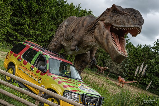 Entry ticket to Hoo Zoo and Dinosaur World in Telford - Planning your 10:00 start for an 8-hour zoo day