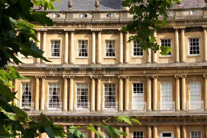Exceptional Bath tour guide making your visit splendidly memorable. - Key highlights to look for