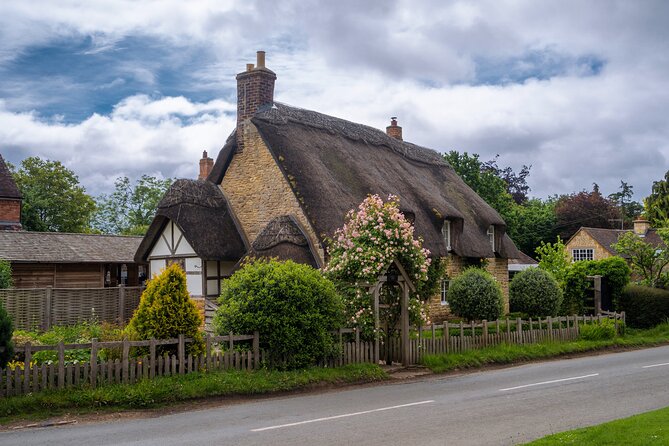 Explore the Hidden Gems of Cotswolds Private Tour - Bibury and Arlington Row: when time allows you get the classic photo