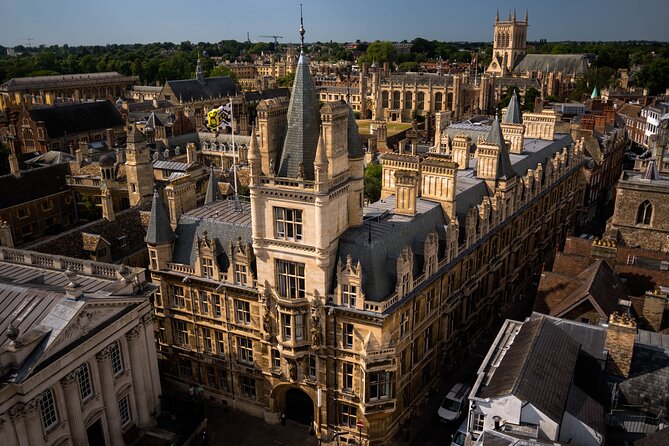 From London: Oxford and Cambridge University Town Tour with Guide - The Guides and Drivers: Why Friendly, Detailed Help Counts