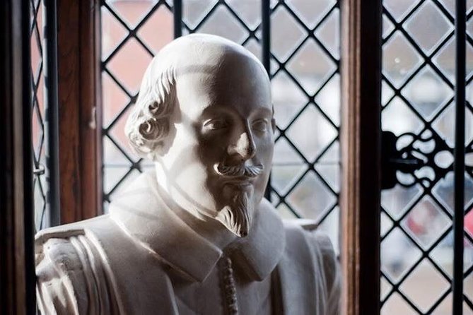 From London: Shakespeare's Stratford-upon-Avon Day Trip by Coach - A coach day that feels like Shakespeare on rails