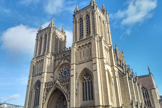 Fun, Flexible Treasure Hunt Around Bristol with Cryptic Clues & Hidden Gems - A mobile treasure hunt that fits Bristol’s streets