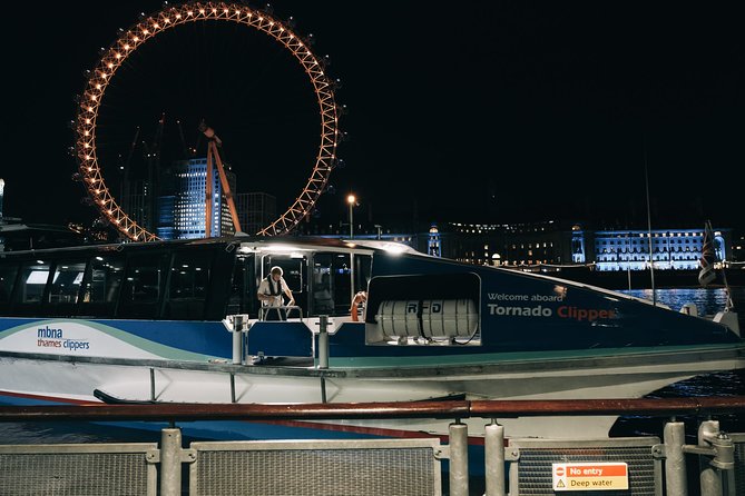 Ghost, Ghouls and Gallows Tour : Guided Tour with Boat Ride - St. James’s Palace Tales and the Walk-Finish to Tower Hill