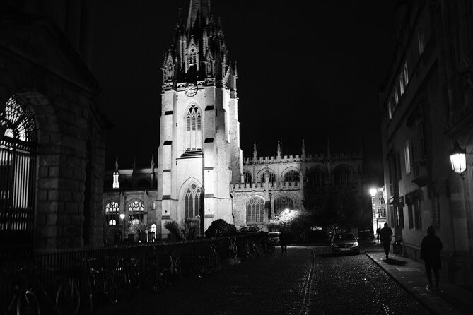 Ghost Tour of Oxford - Weather and Comfort: Making Sure the Night Walk Works