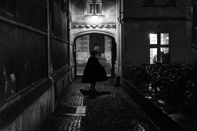 Ghost Tour of Oxford - Price and Value: Is $27.41 Worth It for a 75-Minute Night Out?