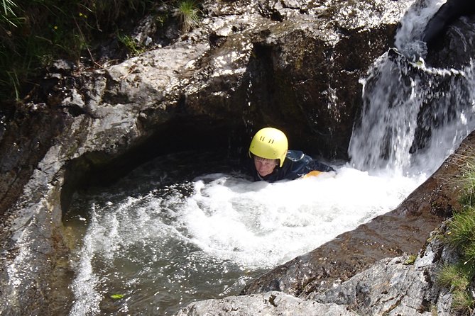 Ghyll Scrambling Water Adventure in the Lake District - The 3-hour flow: how the scramble unfolds
