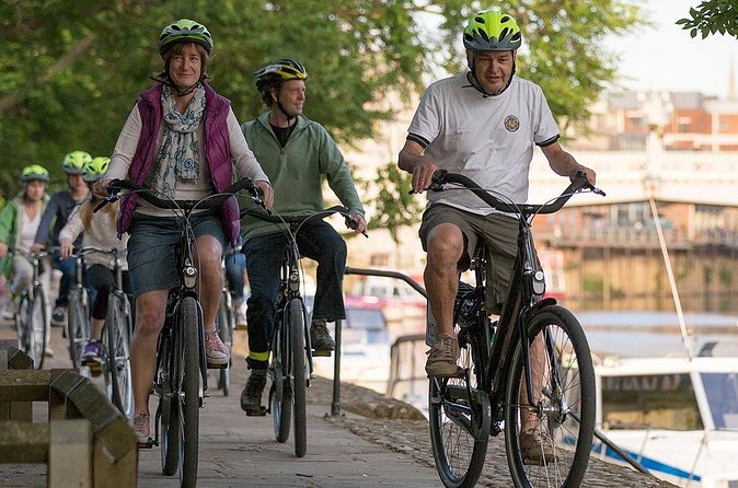 Guided Bike Tour in York - Clifford’s Tower: A Quick Stop With Lots of Place-Based Context