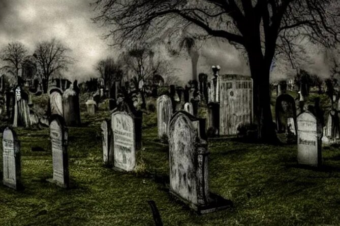 Guided Ghost Tour of Frome - Why Rev. Joseph Glanvill leads this ghost walk in full character