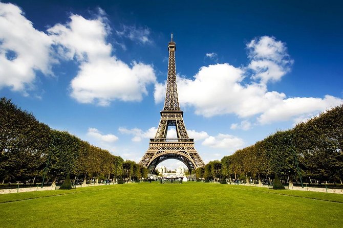 Guided Luxury Paris Day Trip with Optional Lunch at the Eiffel Tower - Seine River Cruise: One Hour of Scenic Breaks and Big Landmarks