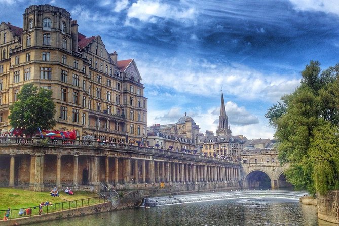 Guided tour to Bath & Stonehenge from Cambridge by Roots Travel. - Price and value: what you are really paying for