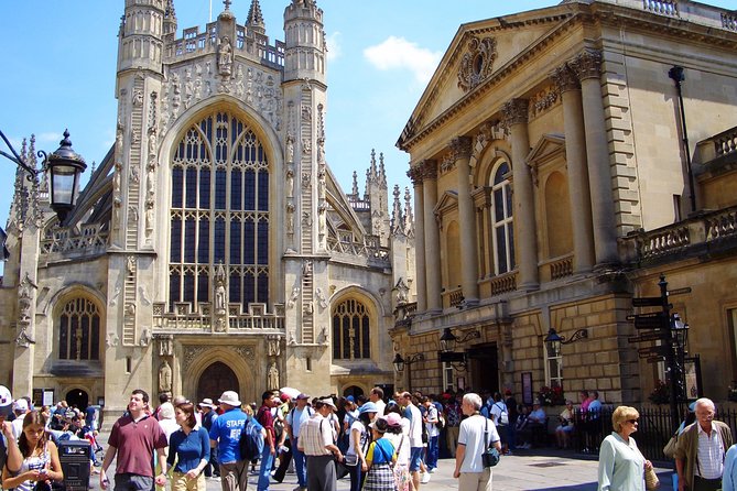 Guided tour to Bath & Stonehenge from Cambridge by Roots Travel. - Stop 1: Stonehenge guided explanation plus real free time