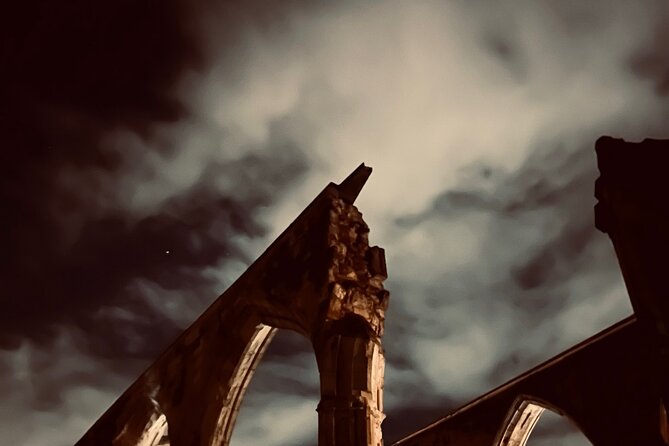 Guided walking tour : Ghosts & Giggles Of Gloucester - Timing, pace, and the night logistics that can make or break it