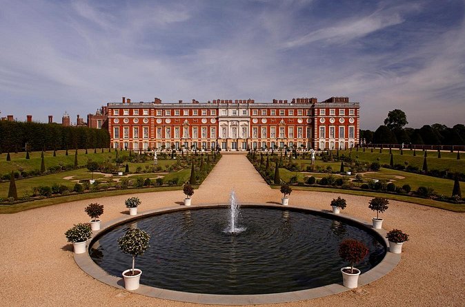 Hampton Court Palace Entrance Ticket - Palace gardens: the Maze, the Great Vine, and the Privy Garden restoration