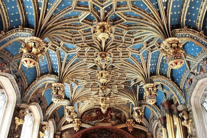 Hampton Court Palace Private Tour - Secrets of Henry VIII - What happens at the palace: highlights plus gardens
