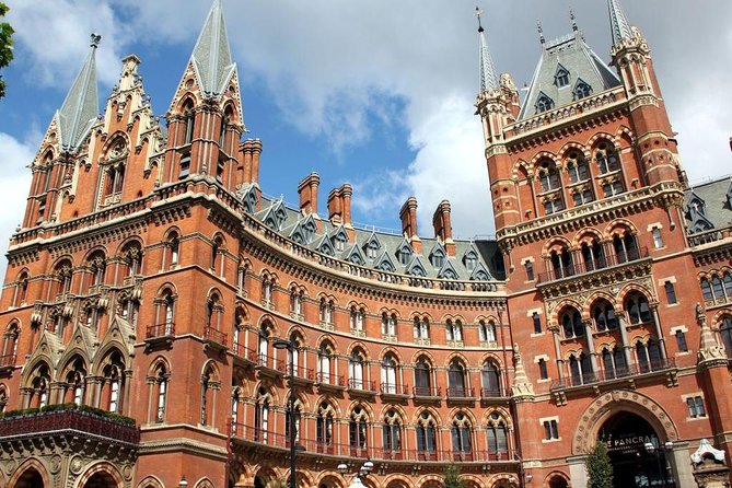 Harry Potter Film Location Walking Tour & Thames River Cruise - Palace Theatre and the Cursed Child Connection