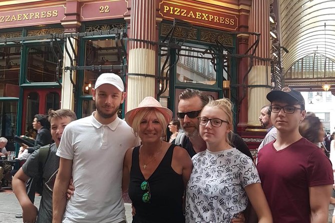 Harry Potter - Private London Taxi Tour - How the guide handles stops, photos, and the “comfort break” problem