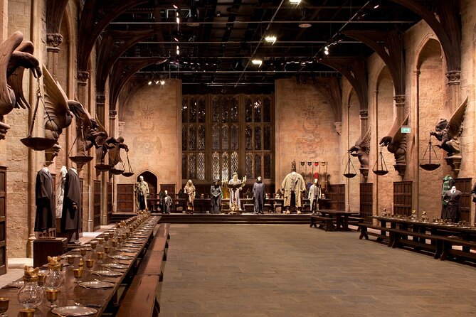 Harry Potter Warner Bros. Studio Tour with Transport from London - The 4-hour set sprint: how to see the big hits without missing the story