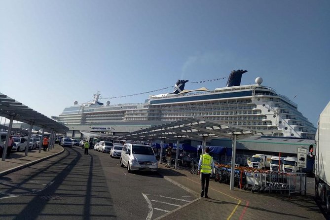 Heathrow Airport to Southampton Port or Hotel Private Airport Arrival Transfer - Where the waiting time helps most: 90 minutes free after landing