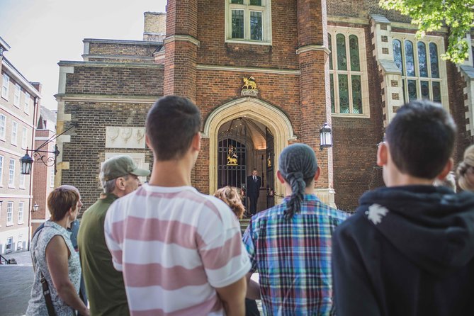 Hidden London Walking Tour - What no building entries means for your expectations