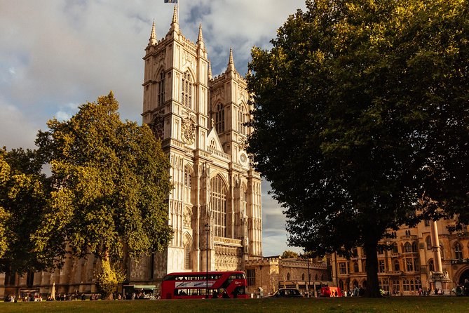 Highlights & Hidden Gems With Locals: Best of London Private Tour - Borough Market Tea Time: A Local Break You Can Actually Use