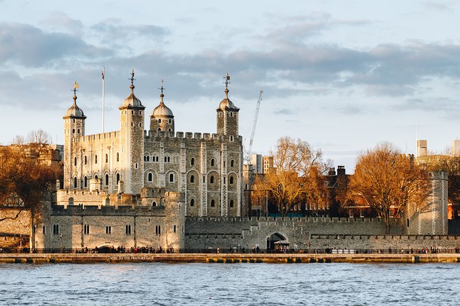 Highlights & Secrets of London Private Tour - Camden Town, Downtown & Markets - London Bridge and St Magnus the Martyr: classic views into the City