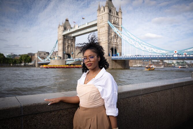 Iconic London Portraits Tour with Expert Local Photographer - Retouching Requests: When Perfect Costs Extra