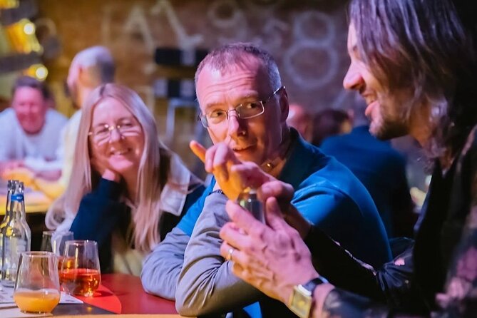 Immersive Magic Experience with Craft Cocktails in London - Who should book this London magic and cocktails night?