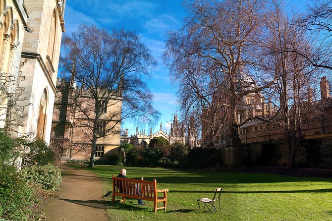 Inspector Morse Oxford Small Group Public Tour at 12.00 - Wadham College and Exeter College: the “inside” factor when doors are open