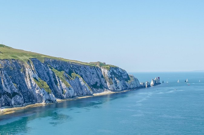 Isle of Wight - Day Tour from Portsmouth including Ferry Crossing - Alum Bay: colorful sands, The Needles views, and how to choose chairlift vs steps
