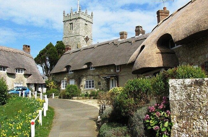 Isle of Wight - Day Tour from Portsmouth including Ferry Crossing - Comfort, timing, and solo traveler concerns