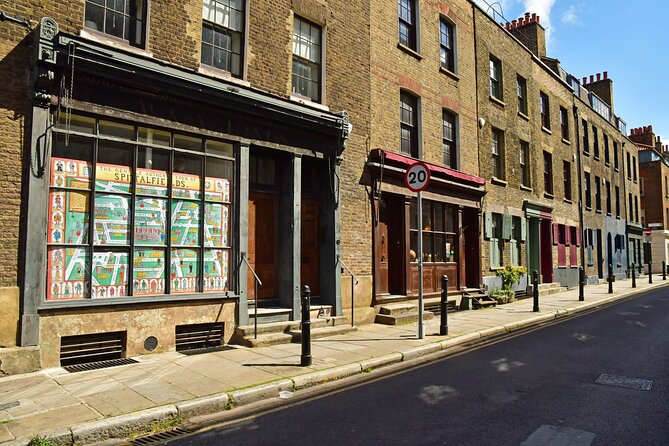 Jack the Ripper Small Group Guided Tour with an Expert Guide - Should you book this Jack the Ripper small-group tour?