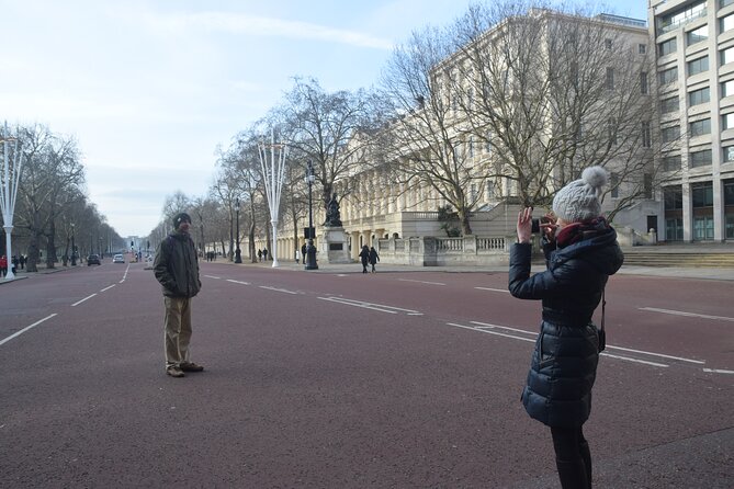 James Bond Film Location Walking Tour in London - Pacing and comfort: plan for steady walking