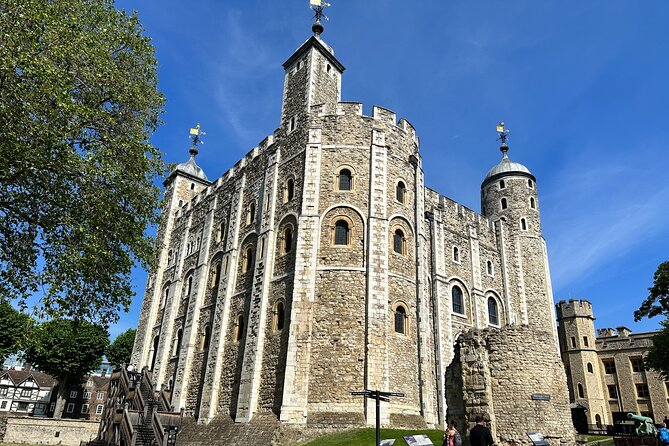 Kid-Friendly Private Tower of London Tour with Blue Badge Guide - Should you book this kid-friendly private Tower tour?