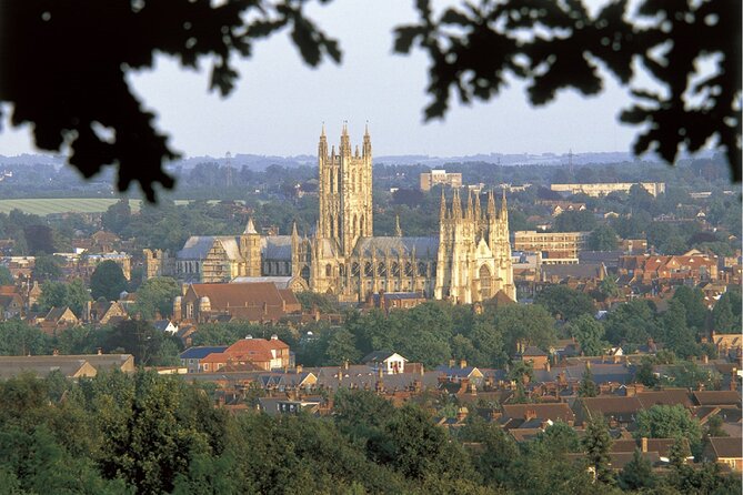 Leeds Castle Canterbury and Dover Private Tour from London - White Cliffs of Dover: the photo stop that also needs context