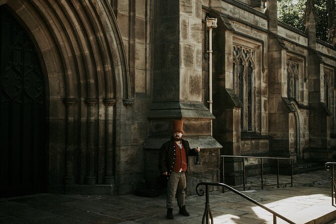 Leeds Ghost Tour Explore the Haunting History of Leeds - Timing, Weather, and Walking Comfort in Leeds