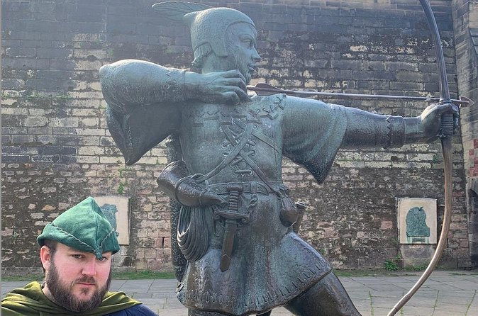 Little John's Big Tour of Nottingham - Stop 2: The Robin Hood Statue Stop for Photos and the Legend